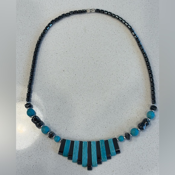 Vintage Turquoises and Hematite Stone choker necklace. - Picture 3 of 6